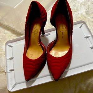 A pretty in Red shoes